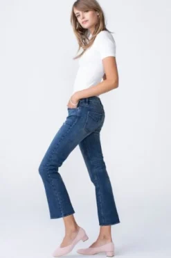 Sale Unpublished Margaux Cropped Demi Flare In Moxie|