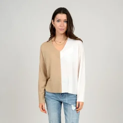 Best RD Style Roxy Mossy Color Black V-Neck|