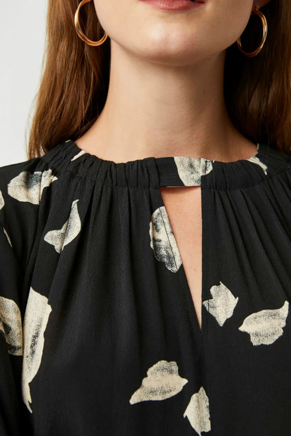 winter_umbra_round_neck_d_SKUb4190e5d4d20ff4ad0c226cb3f387ae7_2.webp Great Plains Winter Umbra Round Neck Dress|